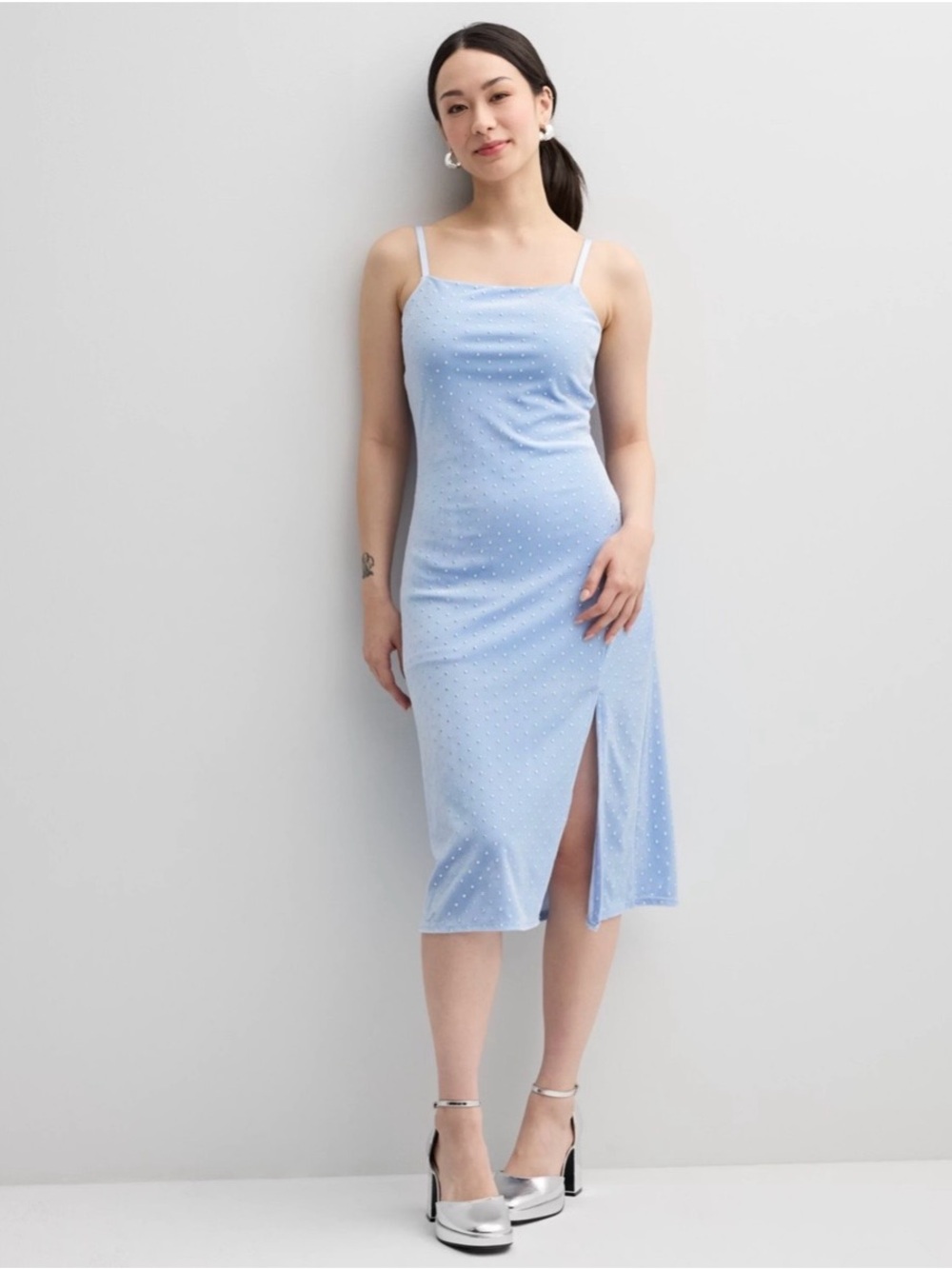Love, Fire Light Blue Studded Velvet Midi Dress Size M Like New